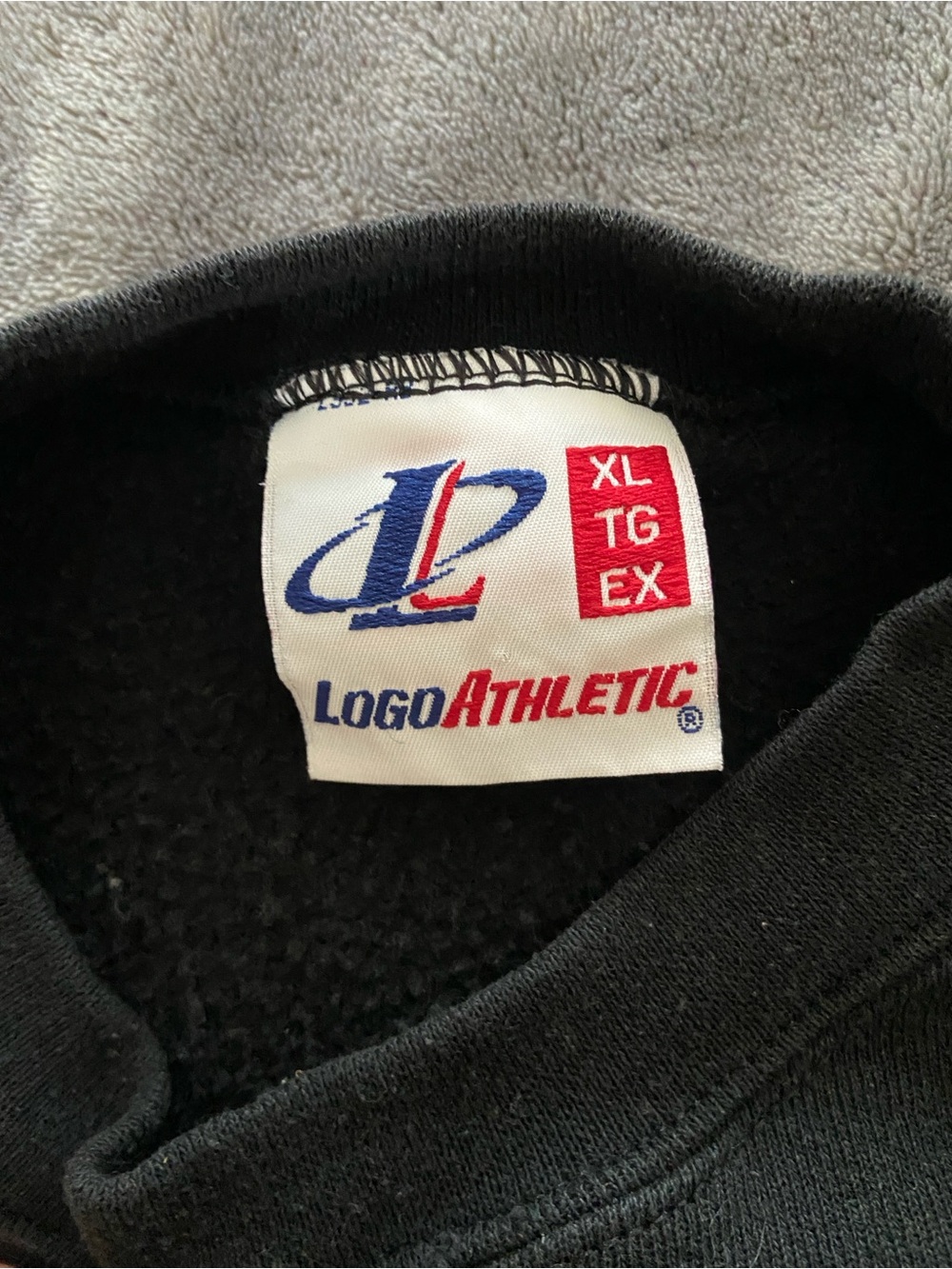 Vintage Logo Athletic Chicago Bulls Crewneck Sweatshirt - Picture 5 of 5